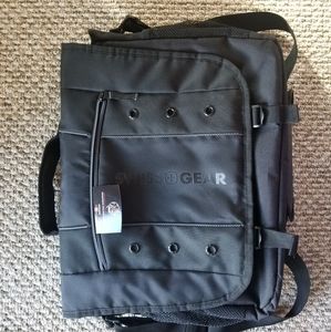 SwissGear laptop messenger bag